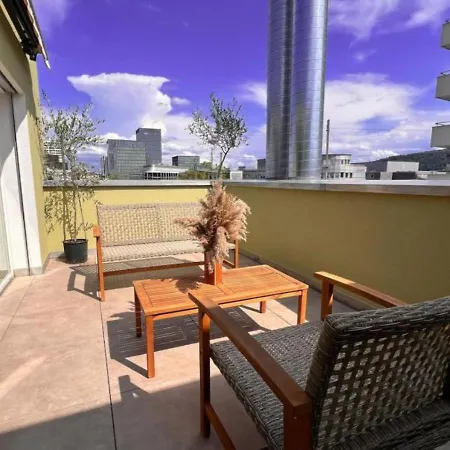 Up&great - Chic Urban Homes Appartement