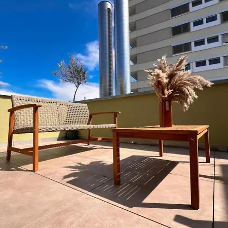 Up&great - Chic Urban Homes * Zurych