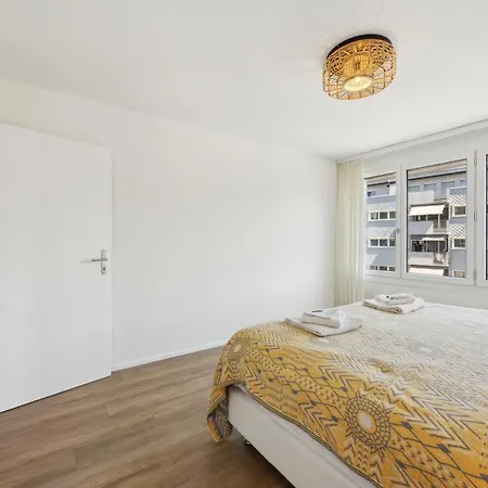 Up&great - Chic Urban Homes Zurich