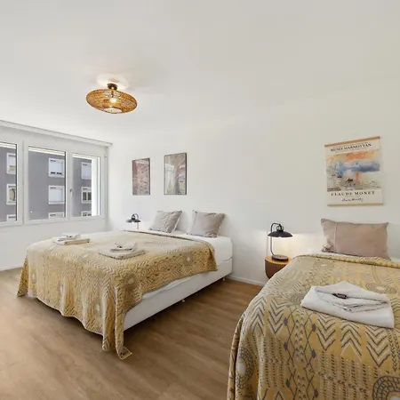 Up&great - Chic Urban Homes Apartment
