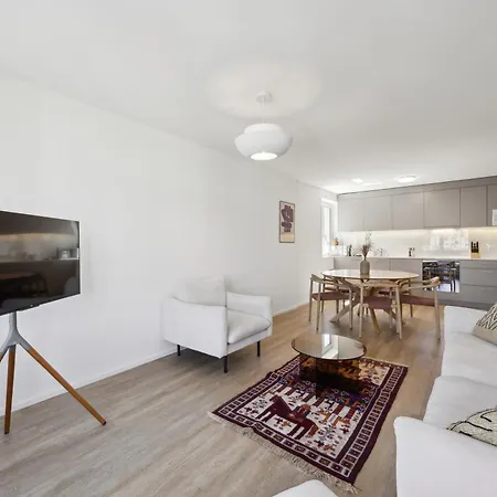 Apartment Up&great - Chic Urban Homes