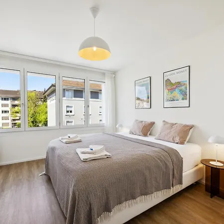 Up&great - Chic Urban Homes Apartment