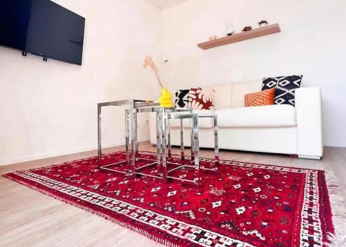 Up&great - Chic Urban Homes