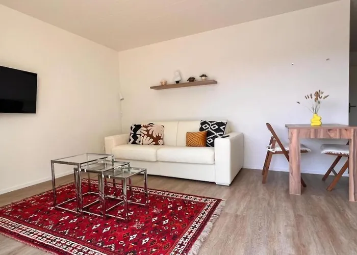 Up&great - Chic Urban Homes Appartement