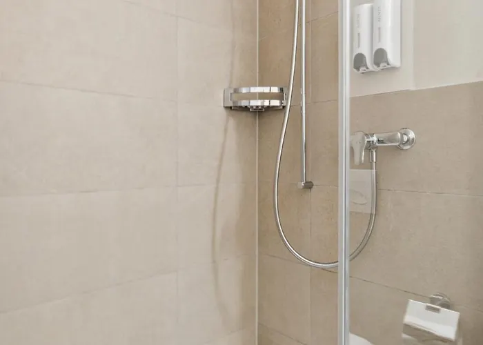 Up&great - Chic Urban Homes Цюрих