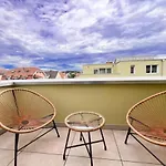 Up&great - Chic Urban Homes *