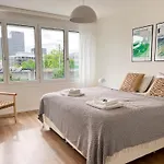Up&great - Chic Urban Homes 아파트