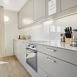 Up&great - Chic Urban Homes 아파트